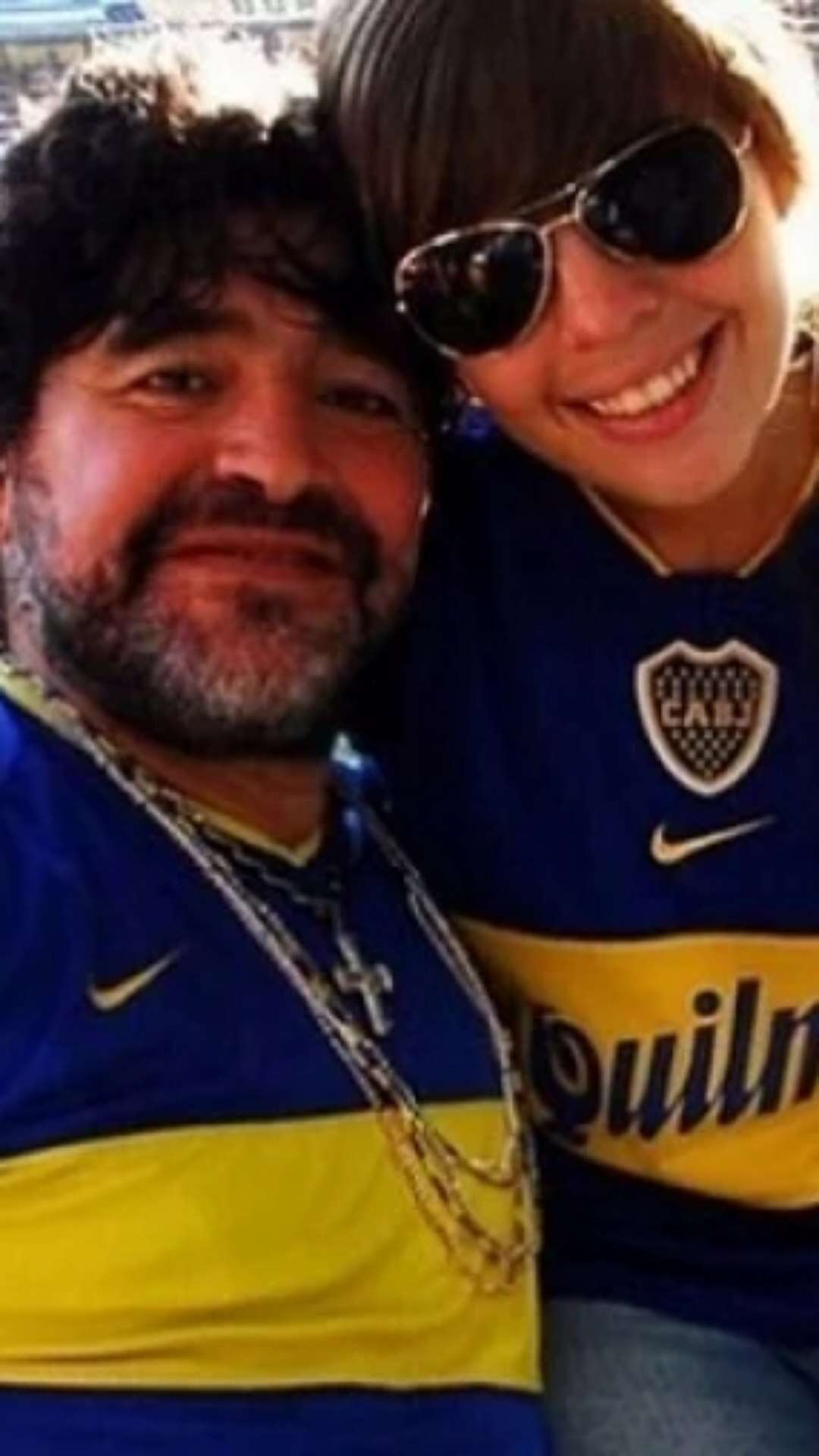 Maradona: filhos anunciam memorial após exumação do corpo