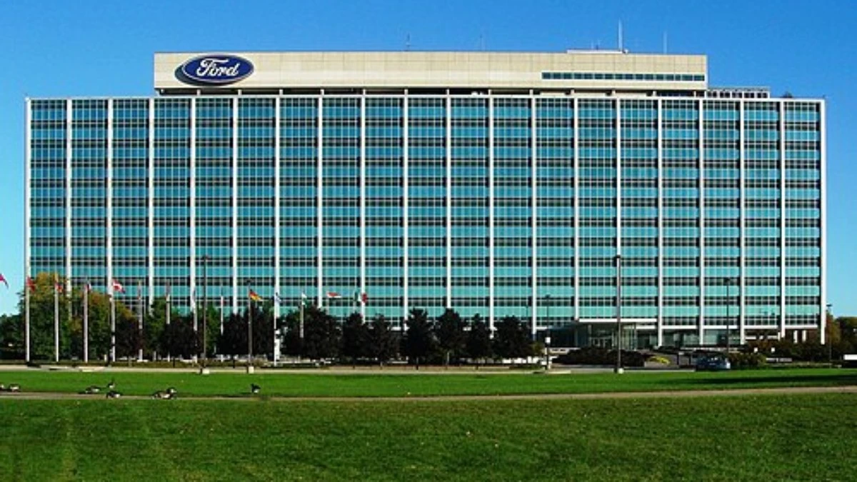 Ford procura “batizador oficial” para nomear carros e tecnologias