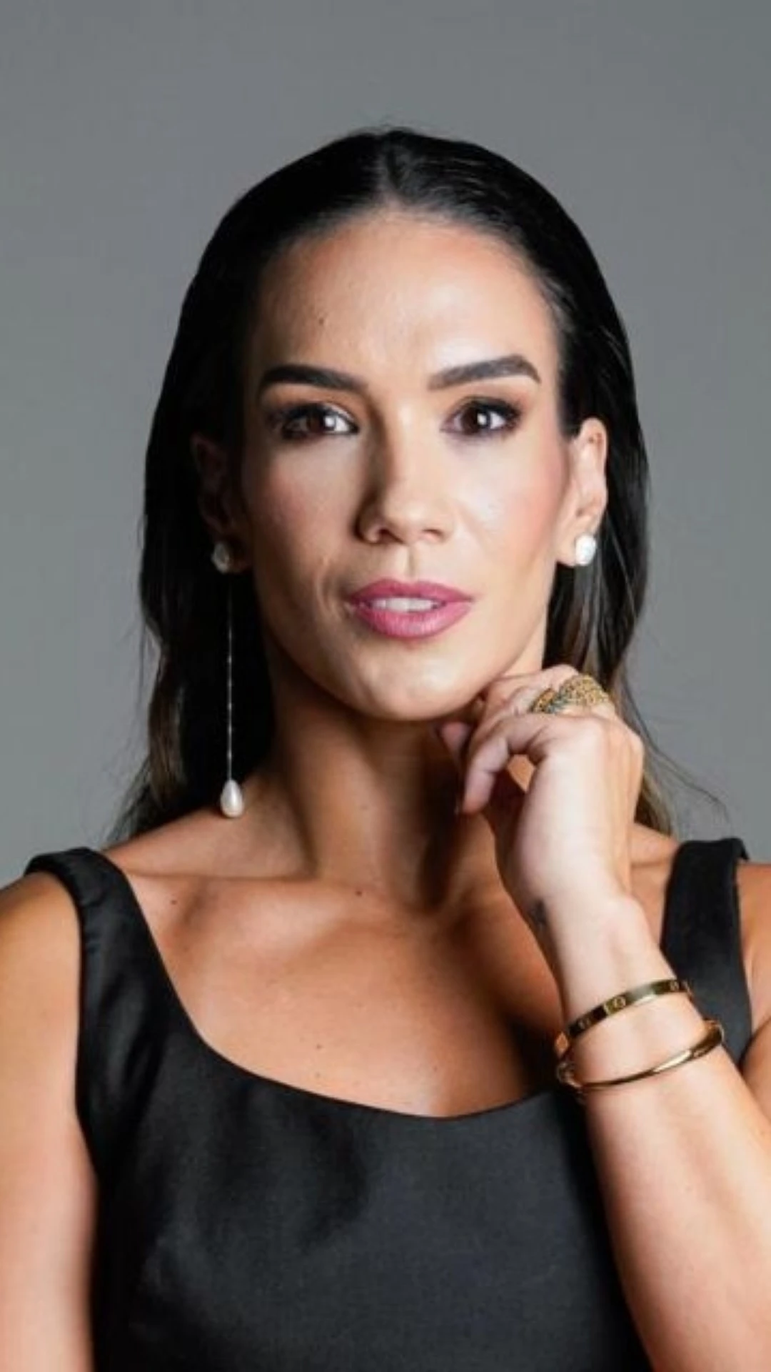 Ticiana Fontes celebra trajetória na medicina com lançamento de livro