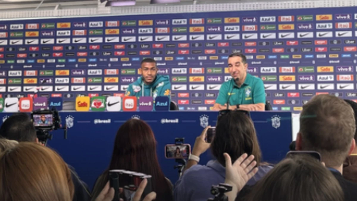 Rayan evita polêmica com Casemiro e cita 