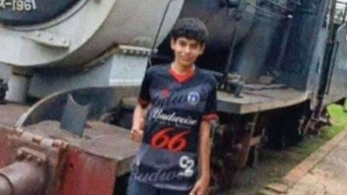 Jovem jogador morre após receber chute na cabeça de adversário