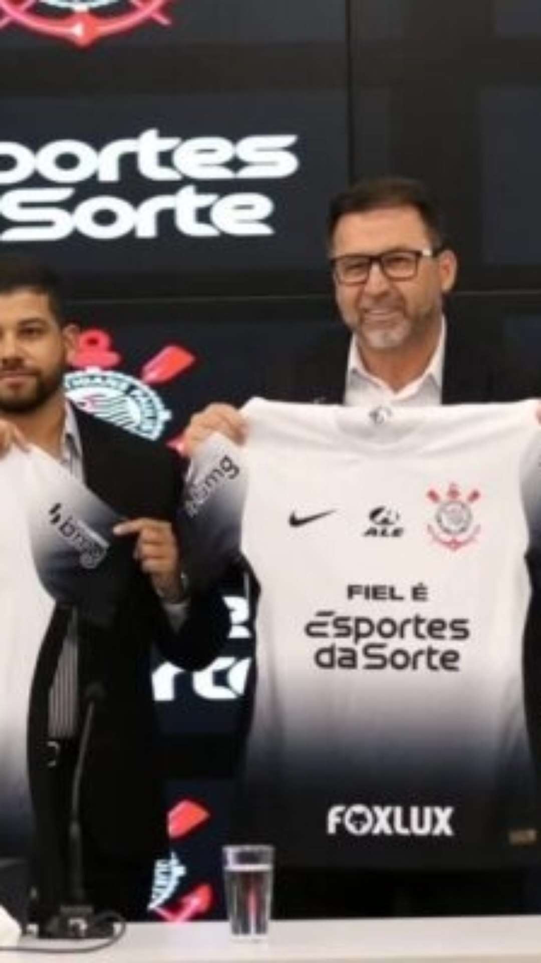 Corinthians e patrocinadora vivem ‘Dia D’ para manutenção de contrato