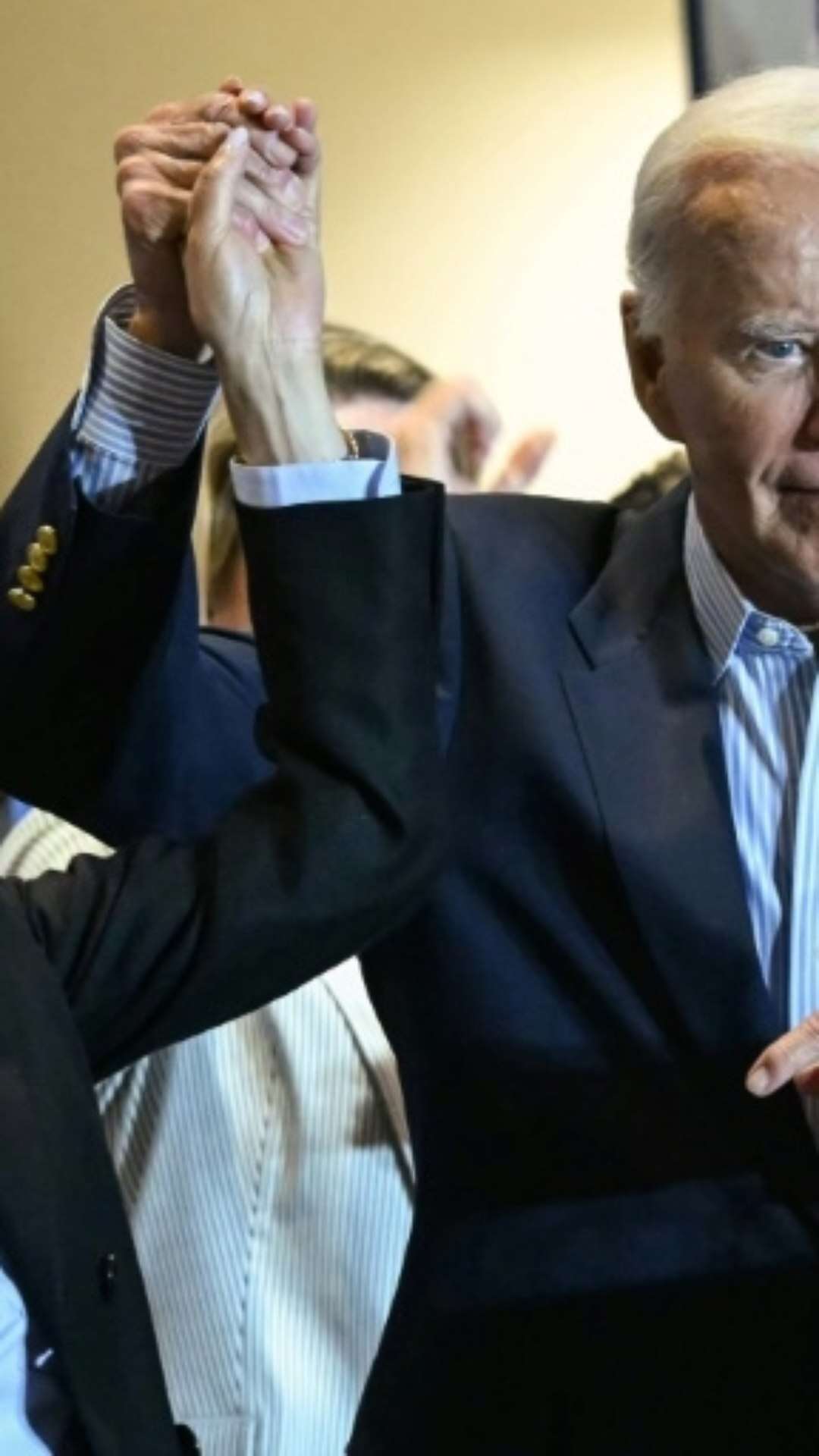 Harris e Biden cortejam juntos estado-chave da Pensilvânia em ato com sindicatos