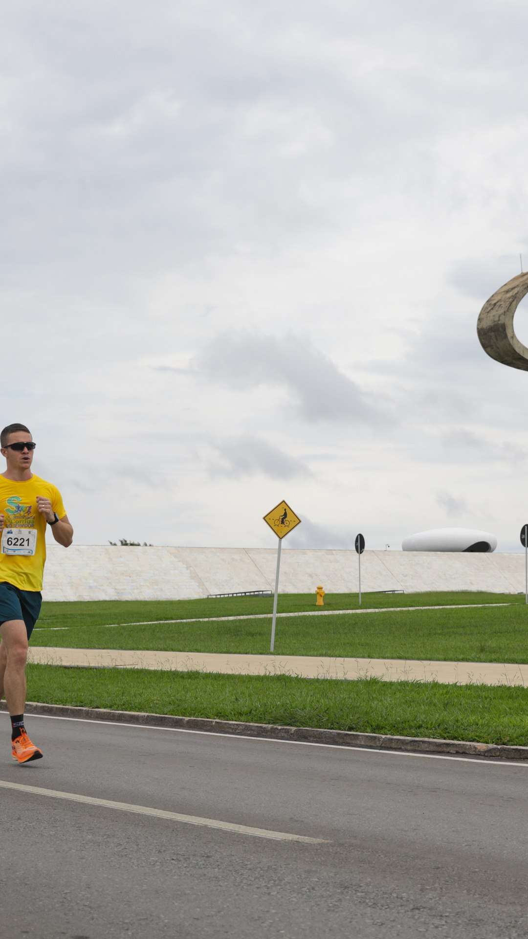 Primeira edição da Caminhada e Corrida do Servidor reúne 3 mil pessoas