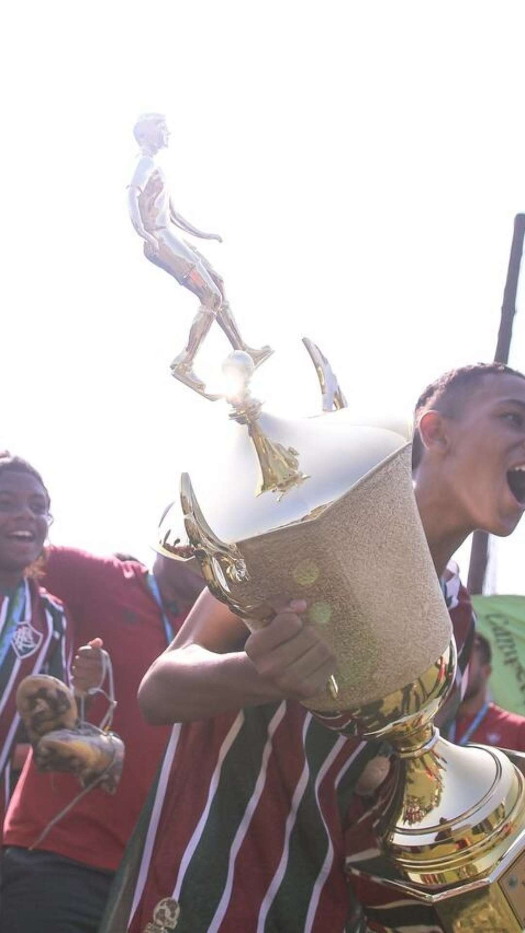 Base do Fluminense conquista cinco títulos no fim de semana