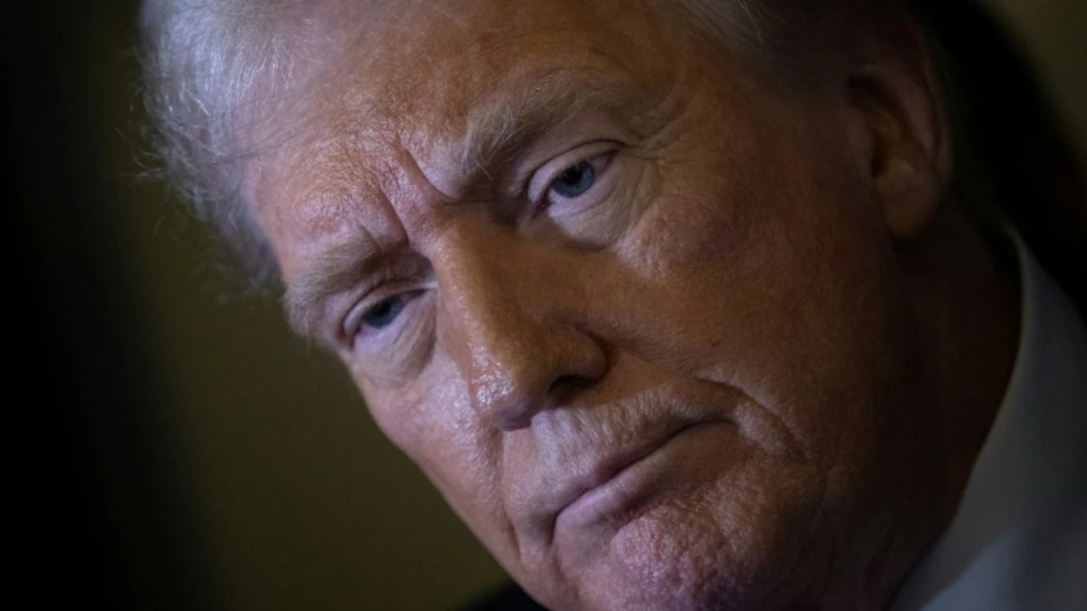 Trump é acusado de expor dado sigiloso antes de pausa em tarifas