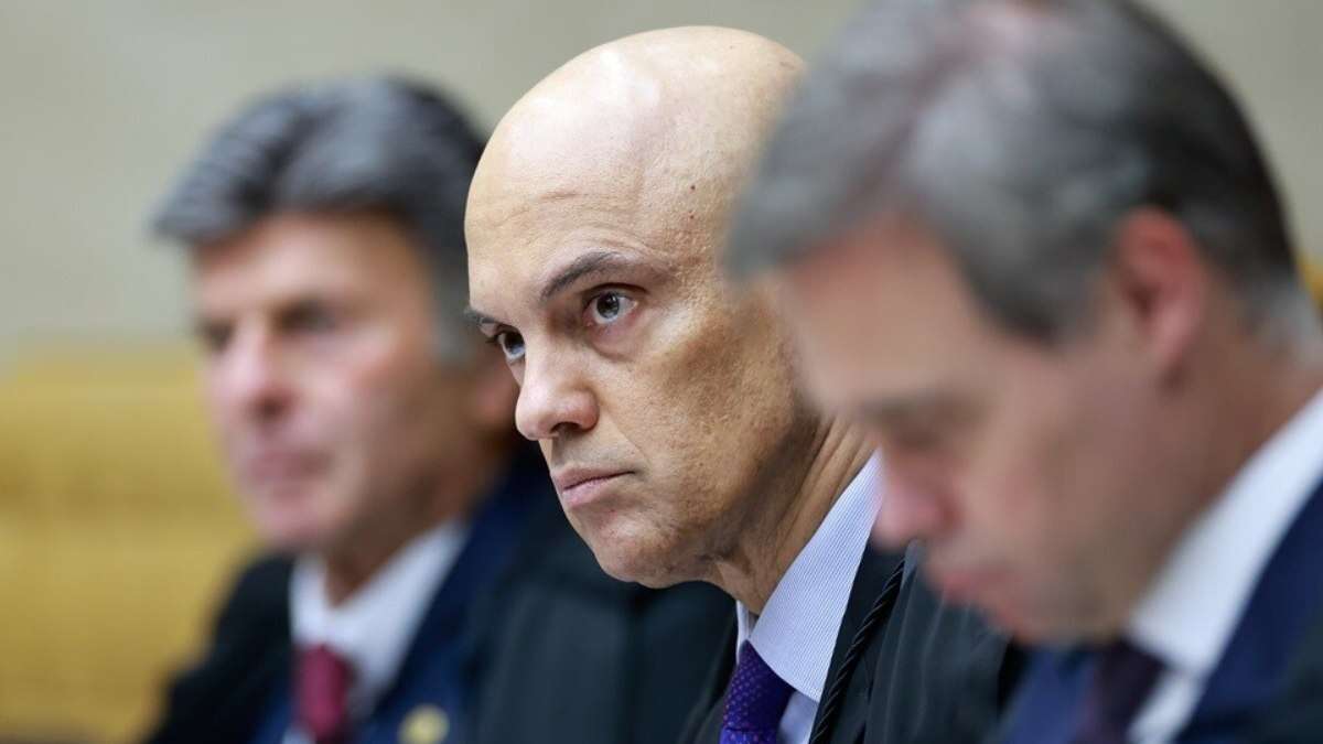 X desrespeita própria regra para permitir perseguição a delegado brasileiro; entenda