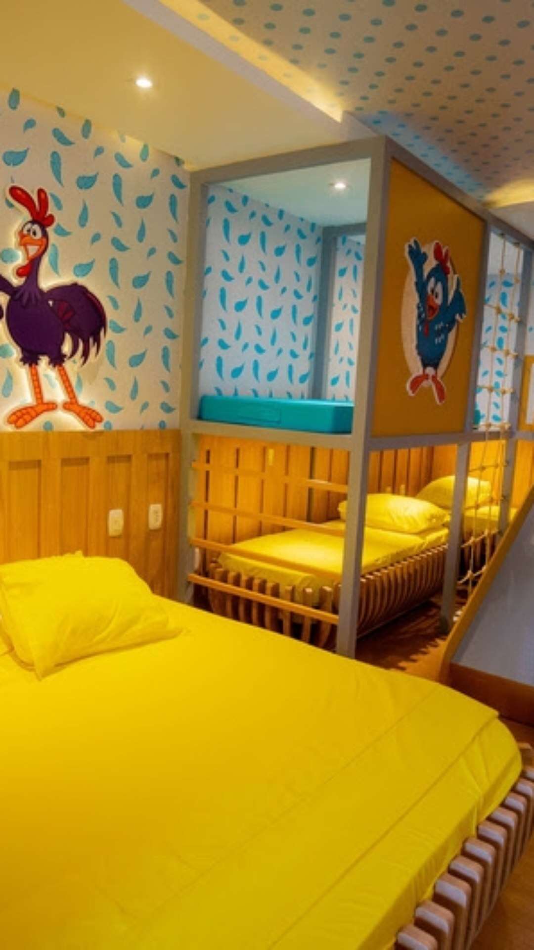 Resort na Bahia inaugura quartos temáticos da Galinha Pintadinha