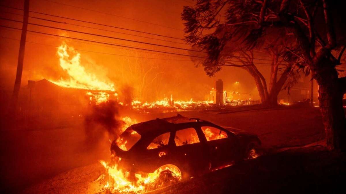 Calor e ventos intensos: veja o que ajudou a causar incêndio devastador em Los Angeles