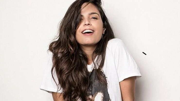 Emanuelle Araújo conta que espírito de amigo a salvou de 