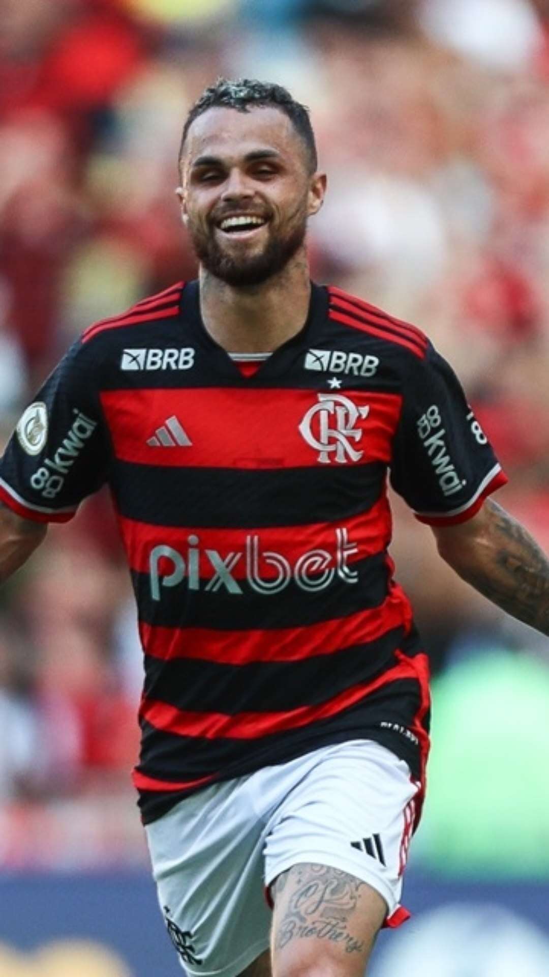 Flamengo vence Inter e deixa briga pelo título brasileiro para Botafogo e Palmeiras