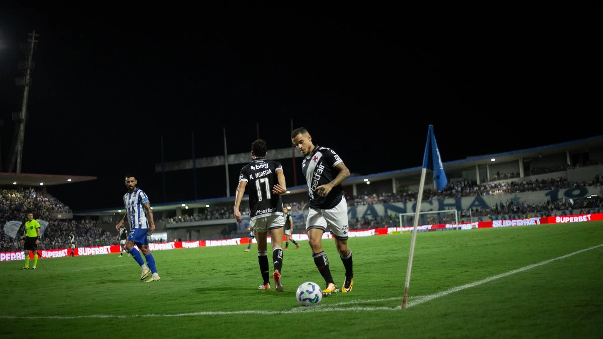 Sob pressão, Vasco encara obrigação de vencer o CSA, da Série C