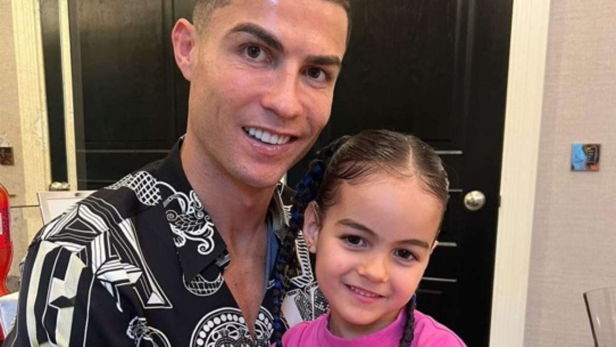 Cristiano Ronaldo pergunta qual carreira filha quer seguir e resposta surpreende; assista