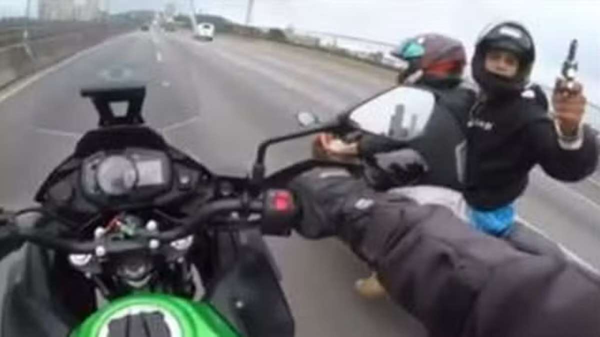 Vídeo: piloto é rendido com motocicleta a 140 km/h na Castello Branco