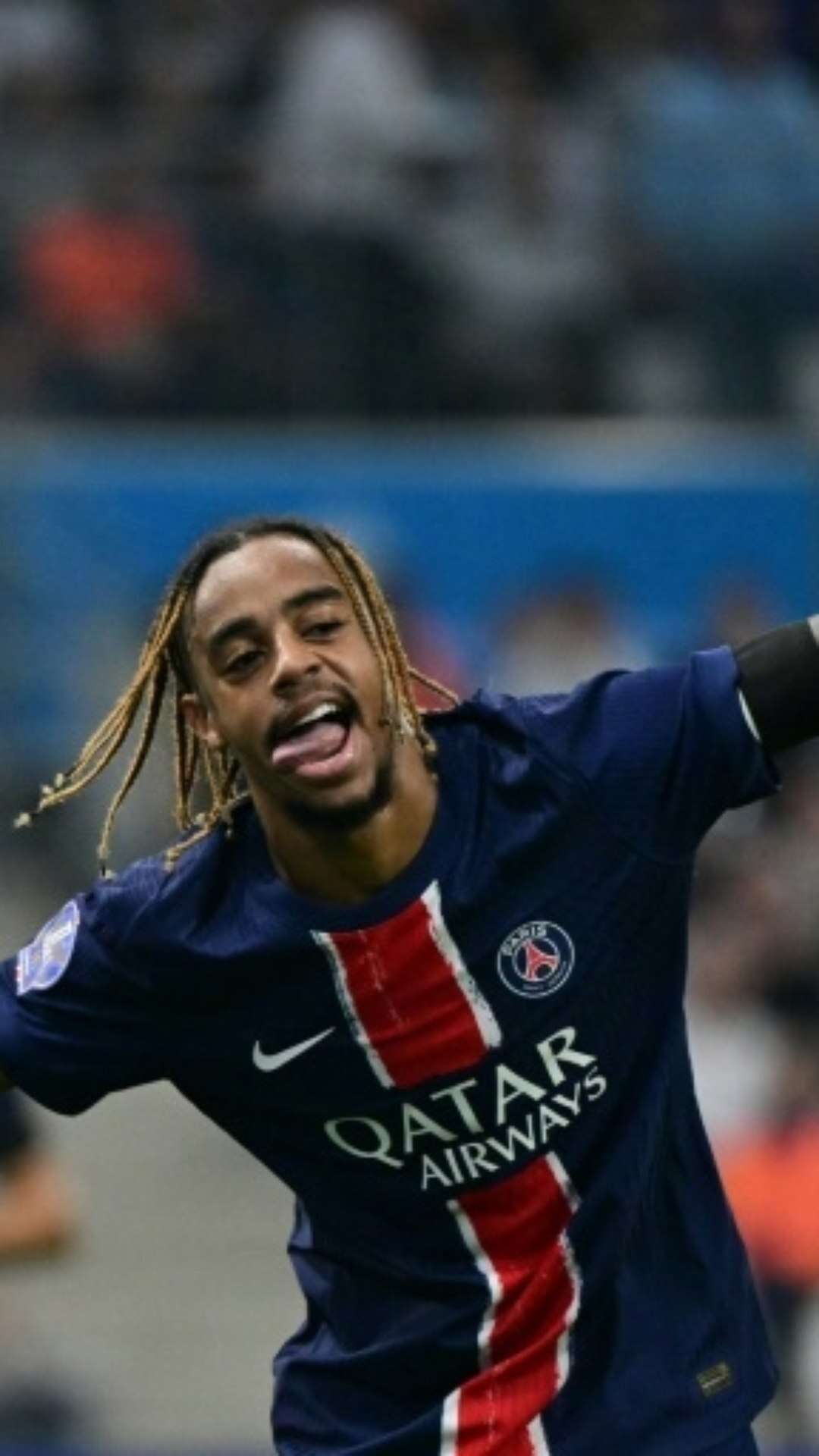 PSG vence Olympique de Marselha e se isola na liderança do Francês