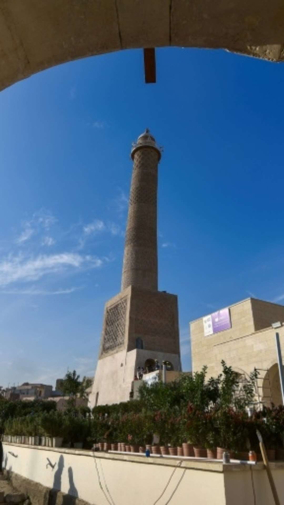 Mossul recupera sua identidade com reconstrução de minarete icônico