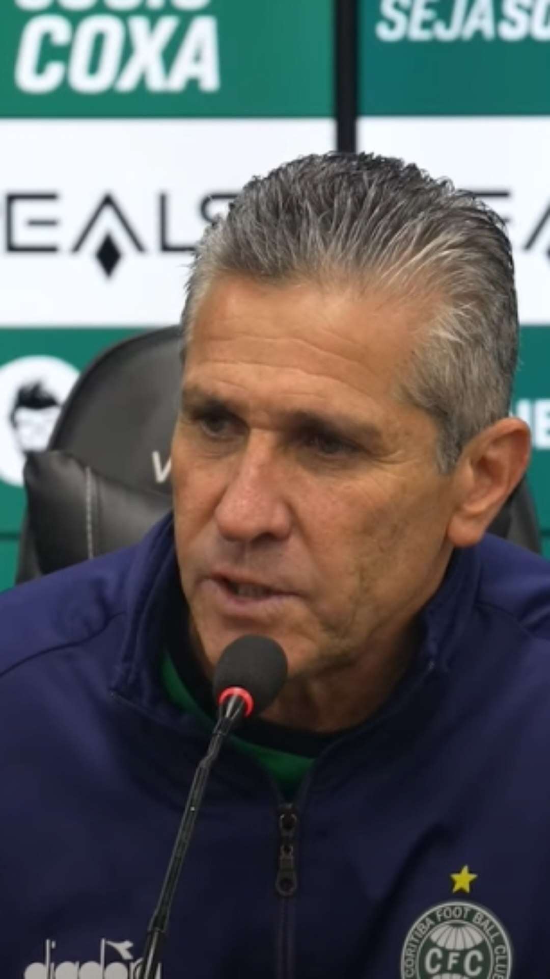 Jorginho reforça foco do Coritiba no acesso: ‘a gente sempre acredita’