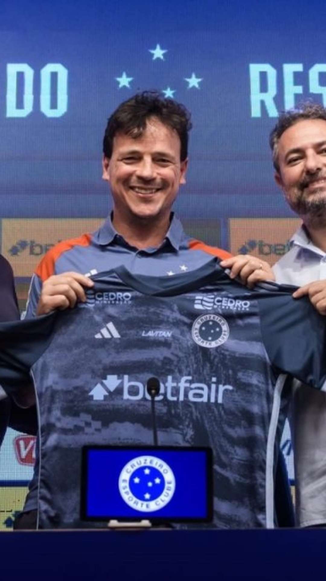 Fernando Diniz concede primeiras palavras como novo comandante do Cruzeiro