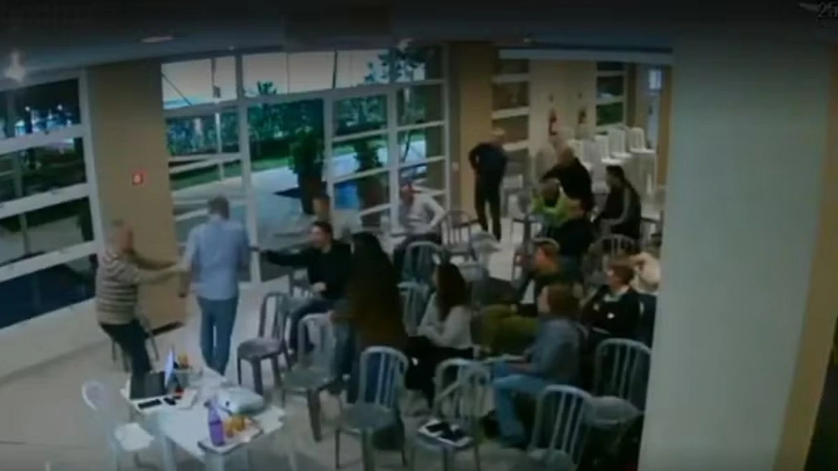 Médico legista de SP saca arma em reunião de condomínio; assista