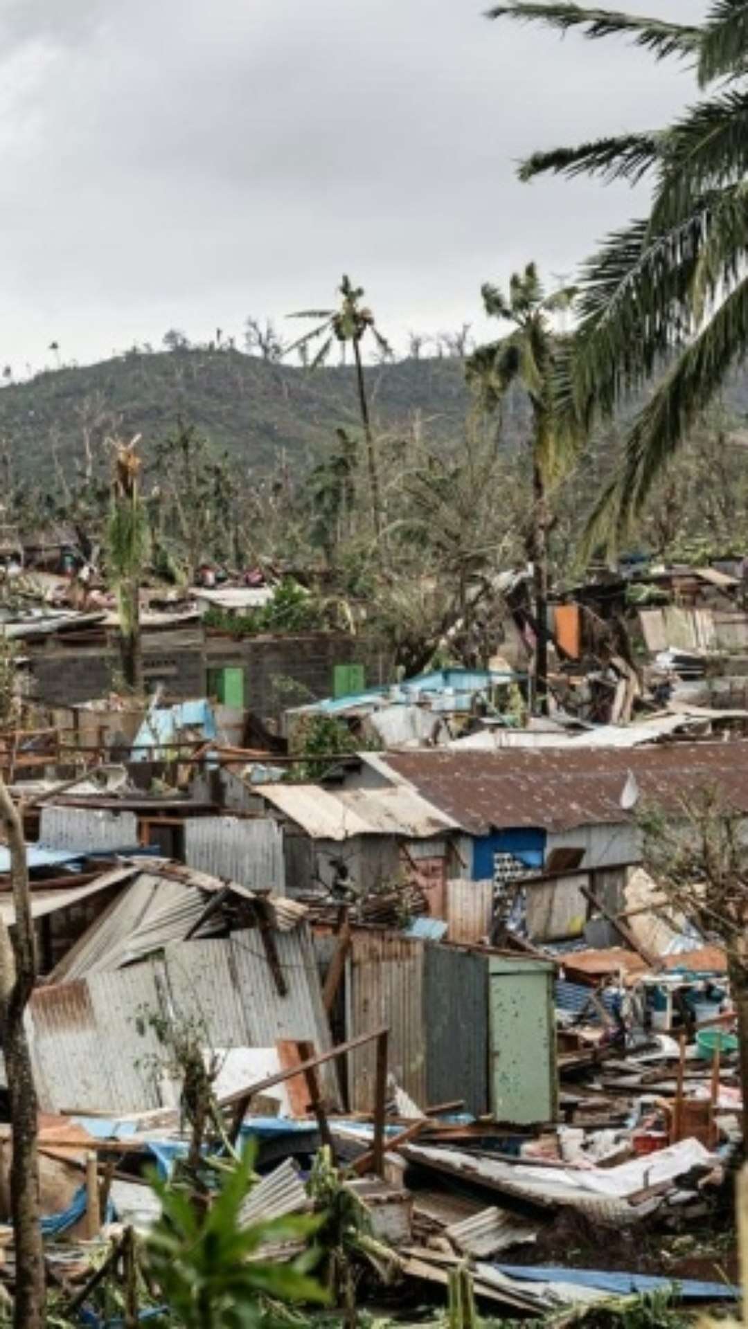 França vai impor toque de recolher noturno na 'devastada' Mayotte