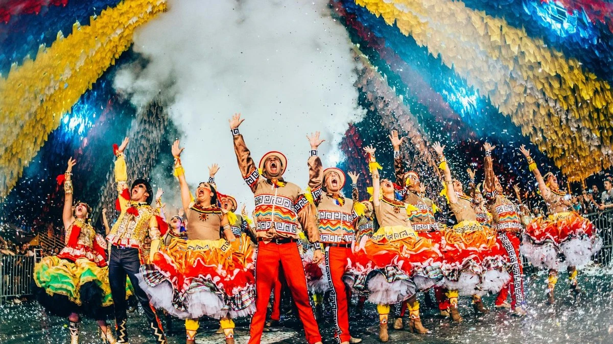 Buscas por viagens para festas juninas no Nordeste sobem 120%