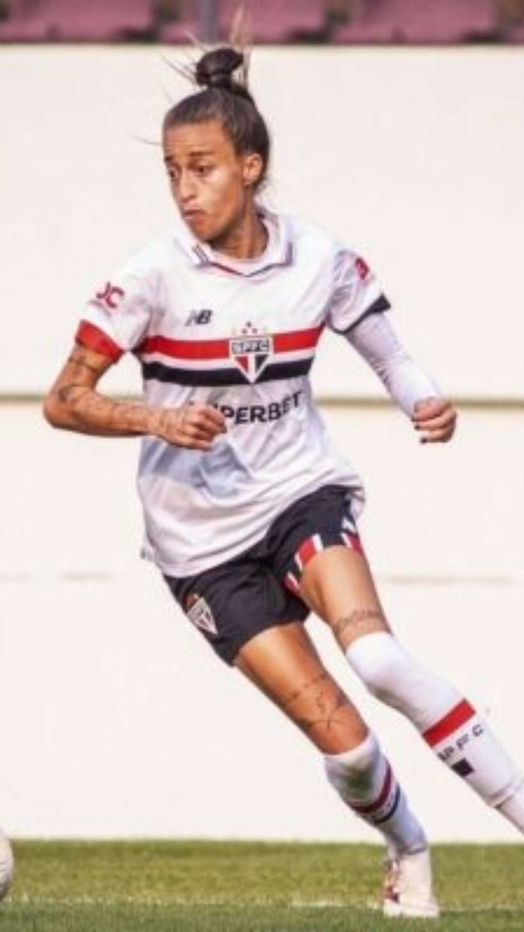 Corinthians tem pré-contrato com a atacante Ariel, do São Paulo