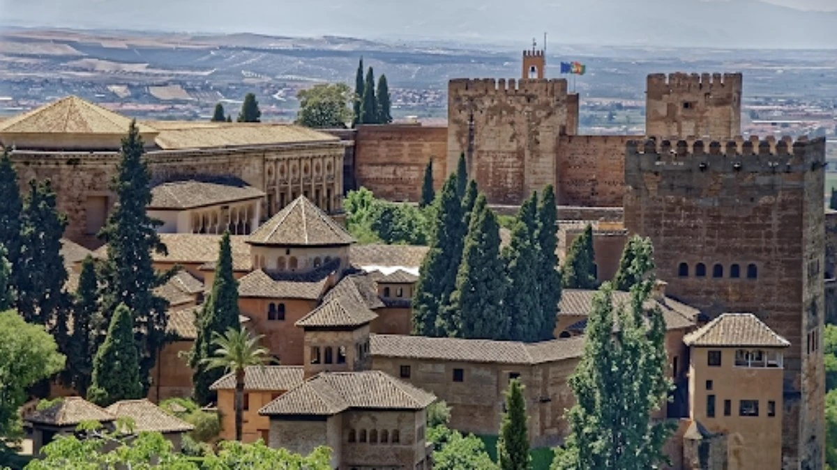 Granada reúne palácios, história e herança árabe na Espanha