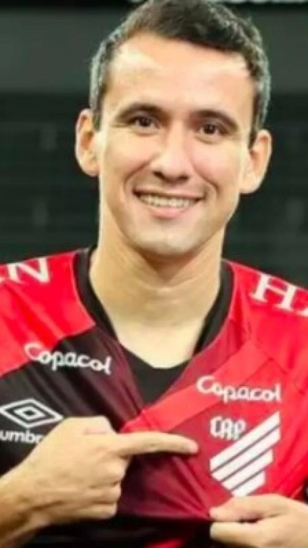 Pablo acerta renovação com o Athletico-PR até o final de 2025