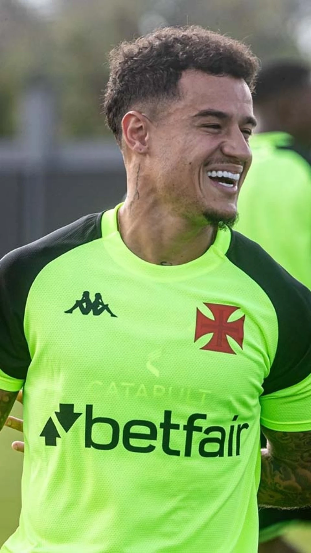Coutinho realiza primeira atividade com seus companheiros no Vasco