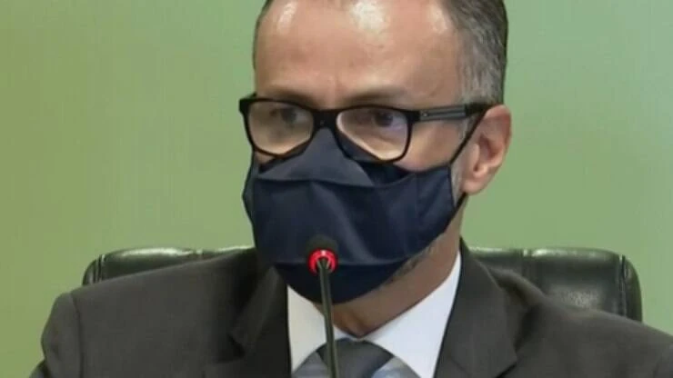 “É uma decisão técnica”, diz Anvisa sobre interrupção dos testes da CoronaVac