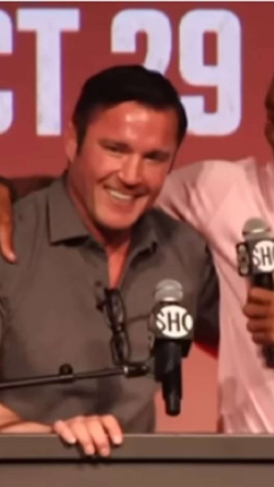 Chael Sonnen diz que ficaria ‘arrasado’ se perder novamente para Anderson Silva