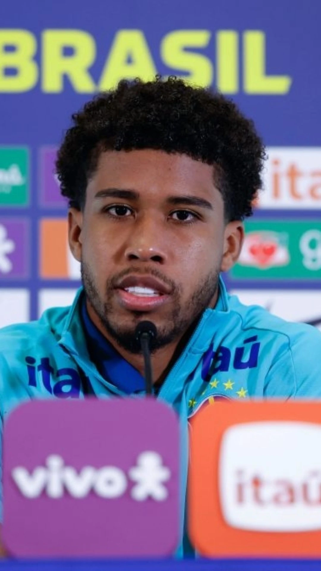 Andrey valoriza aprendizado e mostra versatilidade na Seleção