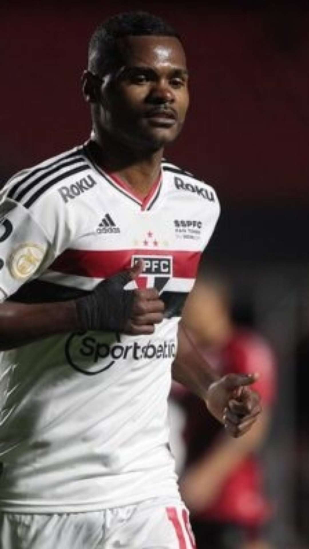 São Paulo avisa que não vai renovar contrato de Nikão