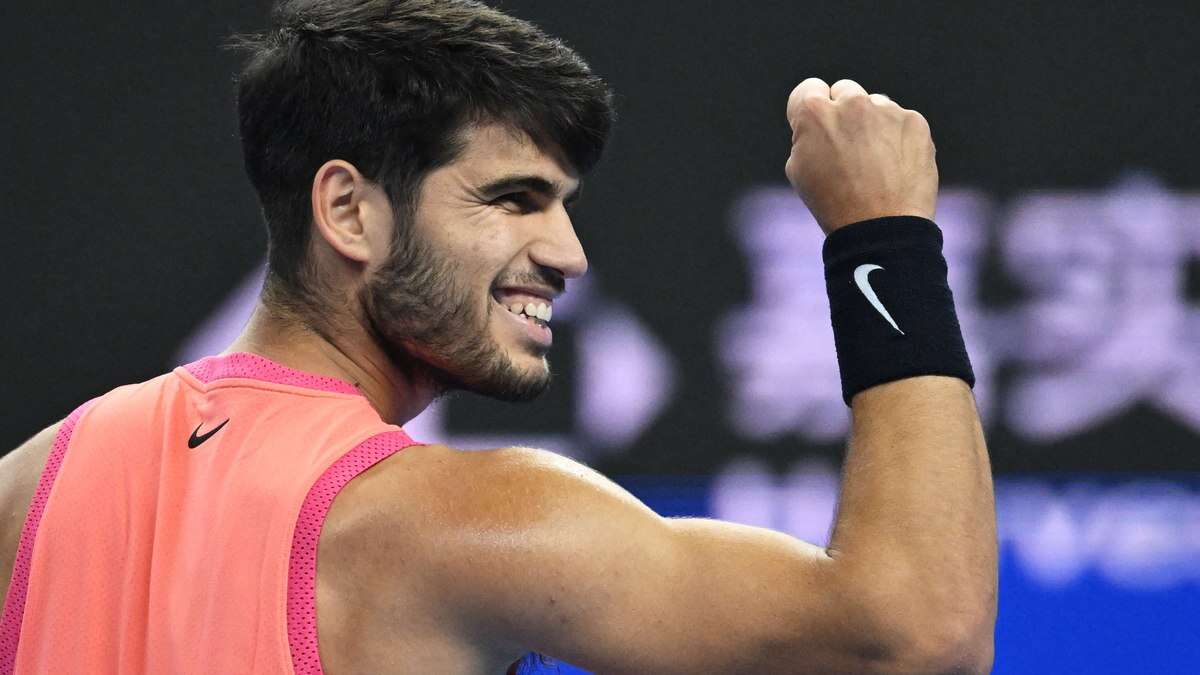 Alcaraz vence Sinner em duelo épico, e é campeão do ATP 500 de Pequim