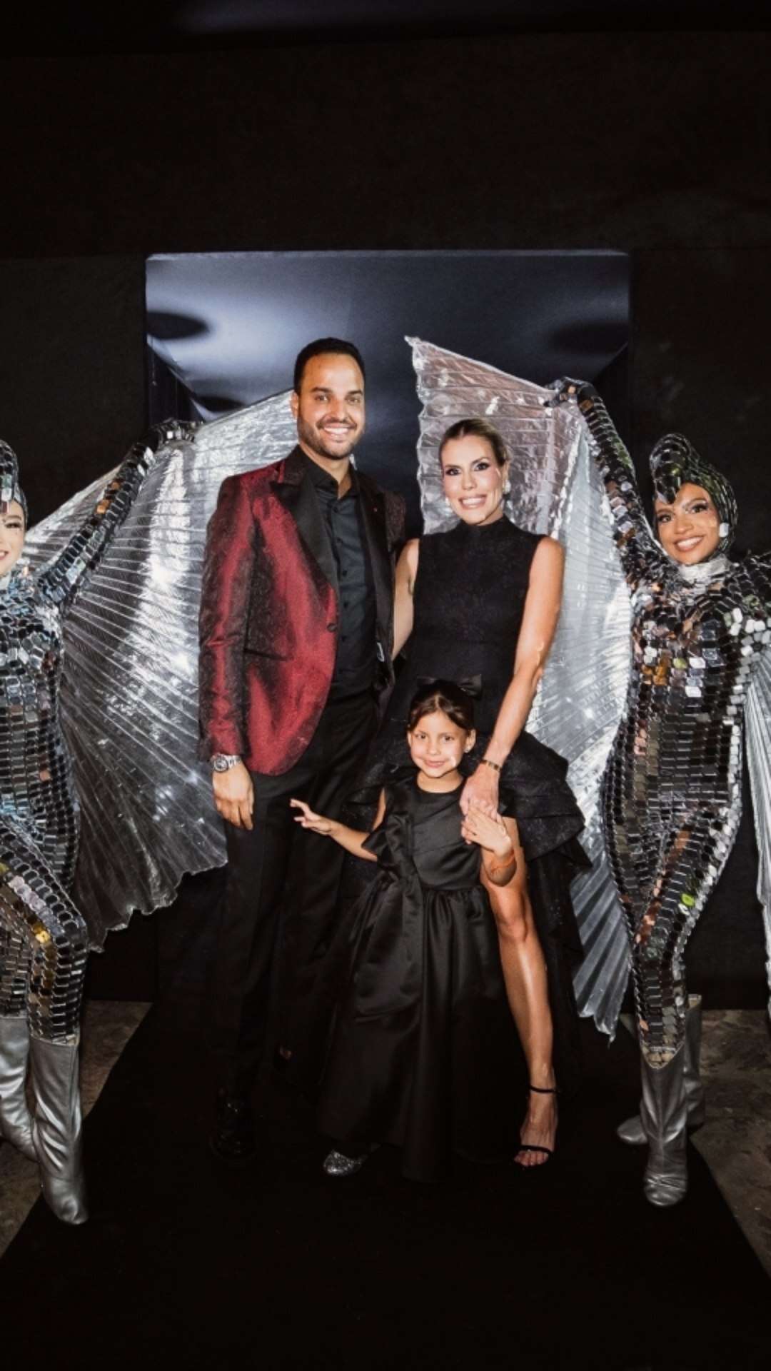 Em clima de Carnaval sofisticado, Diogo Vieira comemora 40 anos em Salvador