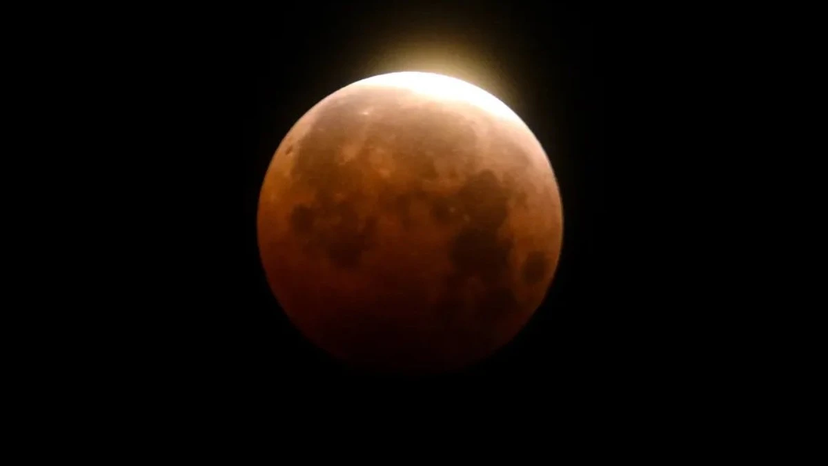 Veja a que horas observar a Lua de Sangue nesta
sexta-feira