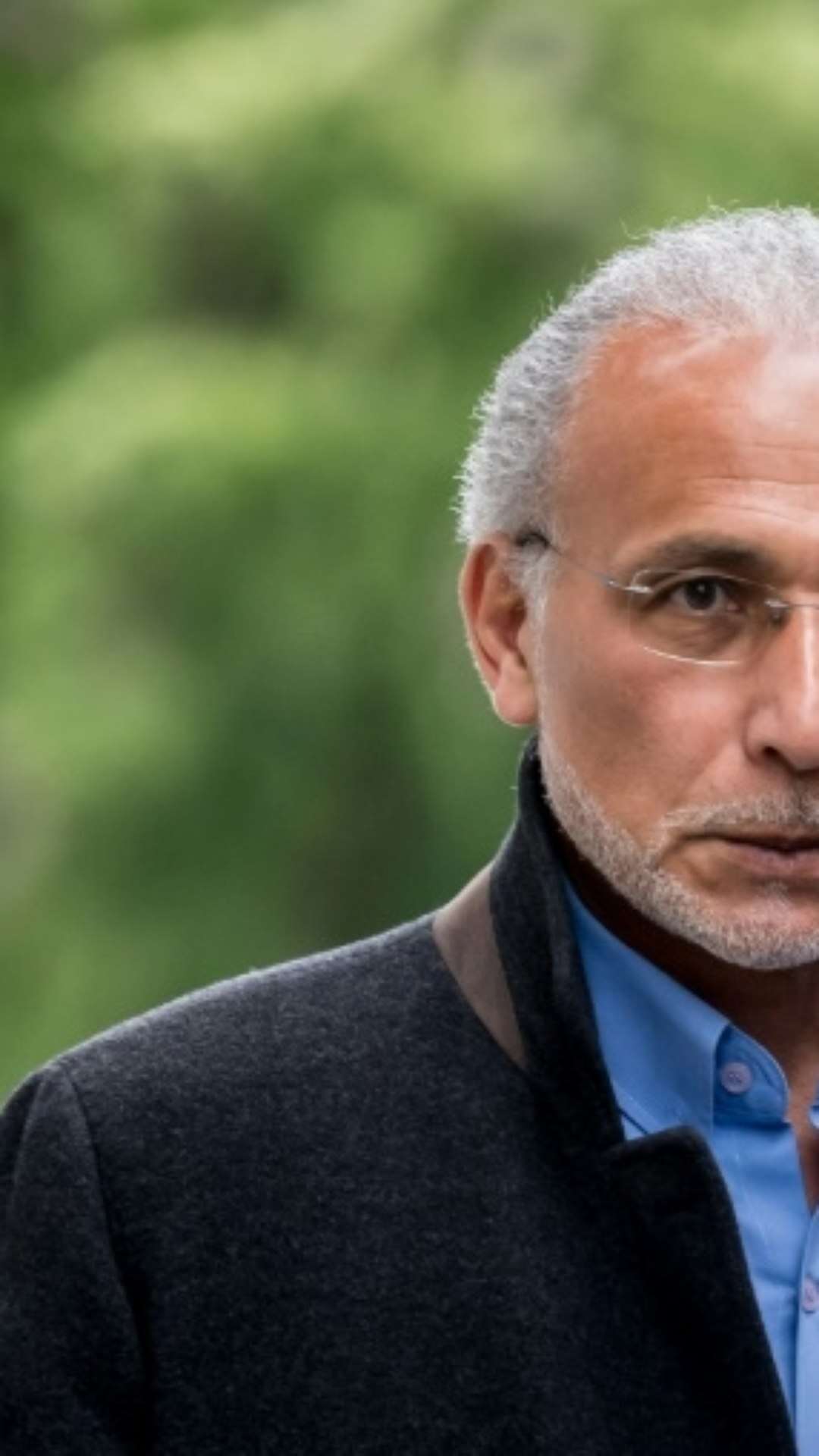 Estudioso islâmico Tariq Ramadan é condenado a três anos de prisão por estupro na Suíça