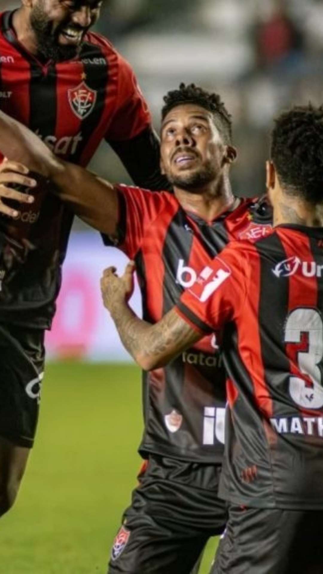 Atuações ENM: Willian Oliveira é o melhor em campo em empate do Vitória; veja notas