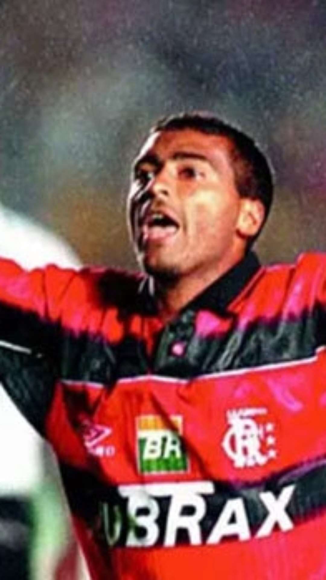 Romário voltará a vestir camisa do Flamengo na despedida de Adriano Imperador