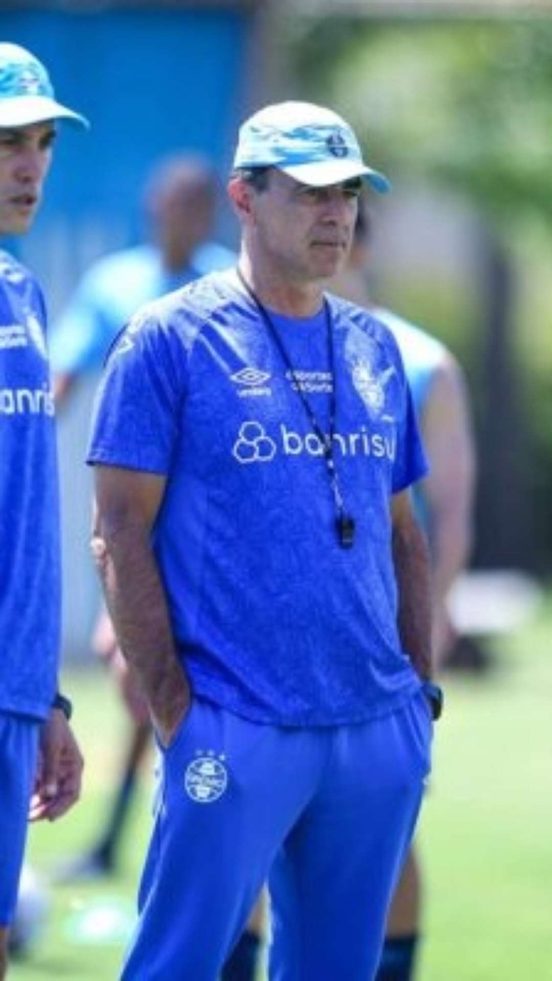 Villasanti se recupera de conjuntivite e reapresenta ao Grêmio