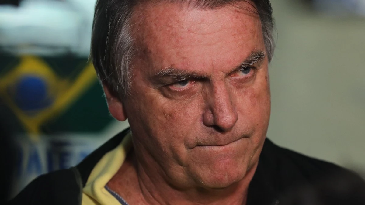 TCU quer que Bolsonaro devolva joias em até 15 dias