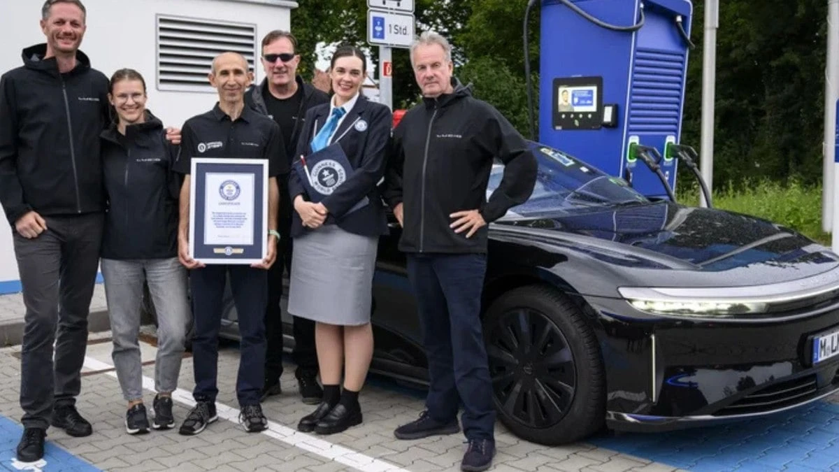 Carro elétrico bate recorde com 1.200 km sem recarga
