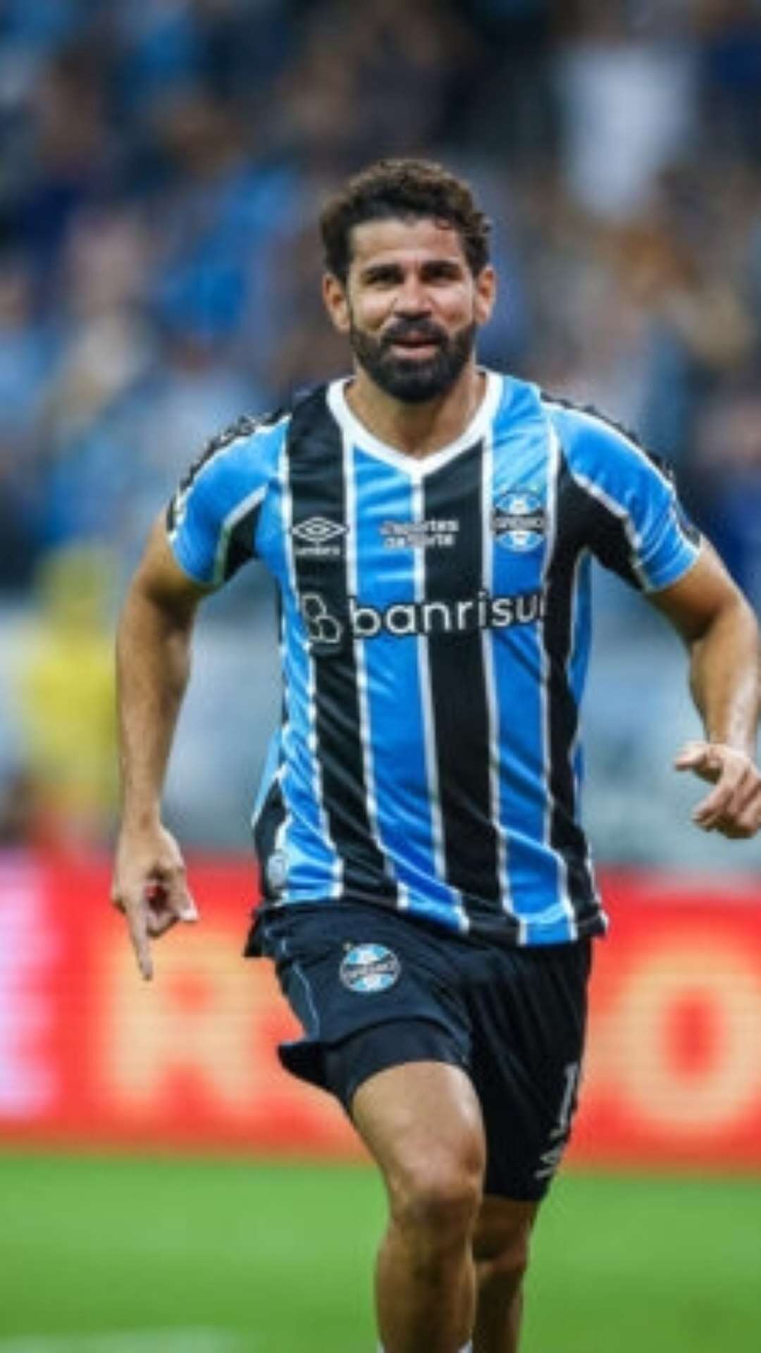 Barca zarpando! Grêmio anuncia jogadores que não ficarão no clube em 2025