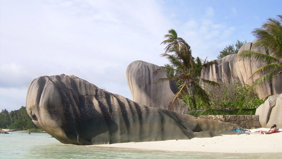 Conheça 5 praias com as regras mais rígidas do mundo