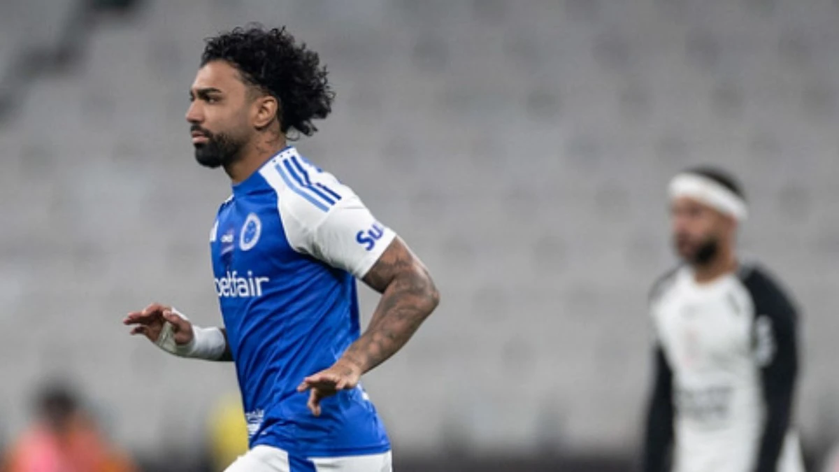Gordo? Gabigol é provocado e ironiza Memphis em resposta; veja