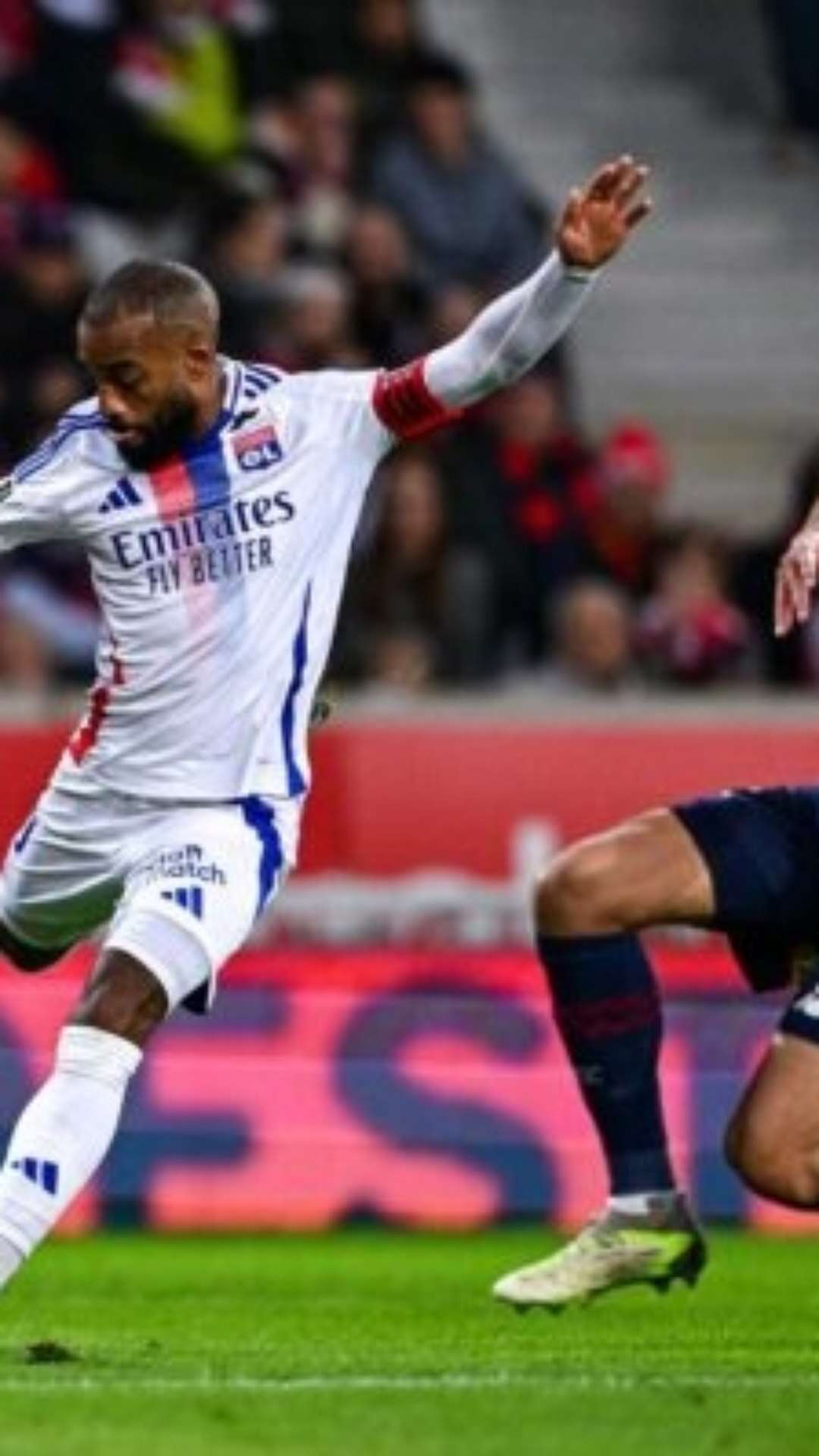 Francês: Lyon arranca empate contra o Lille nos acréscimos