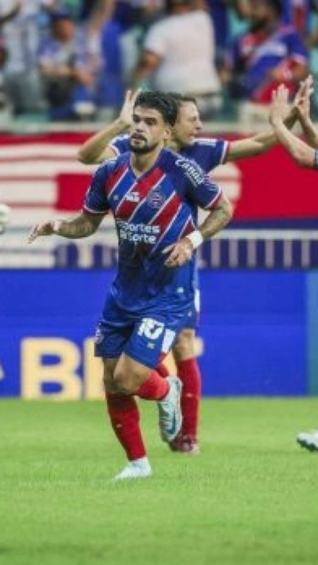 Bahia vence o Criciúma e segue sua luta por uma vaga direta na Libertadores 2025