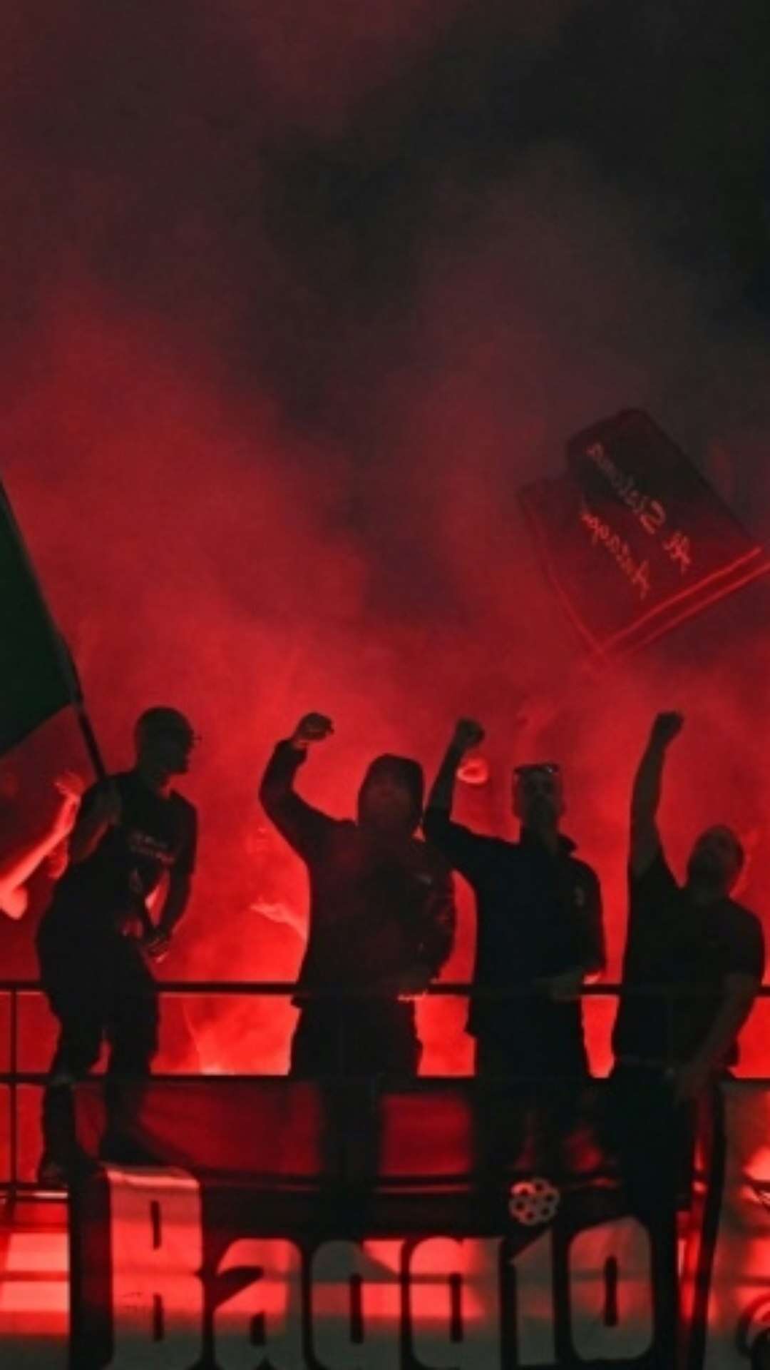 Polícia italiana prende ultras de Inter e Milan por atividades mafiosas