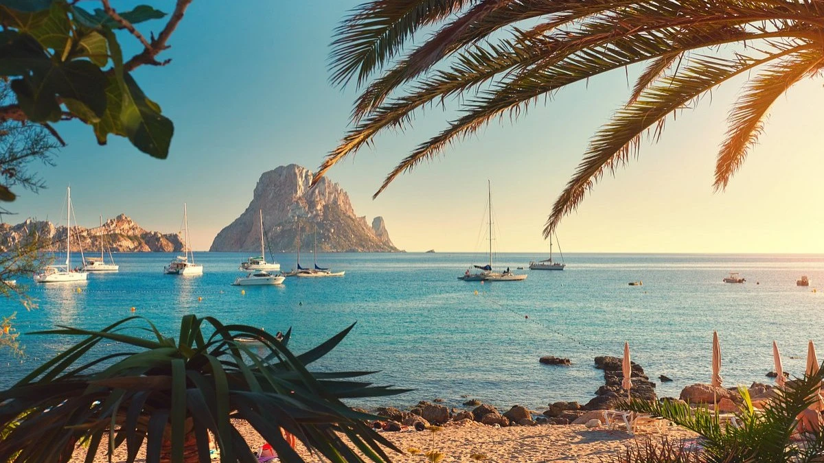 Quanto custa viajar para Ibiza, o paraíso das celebridades?