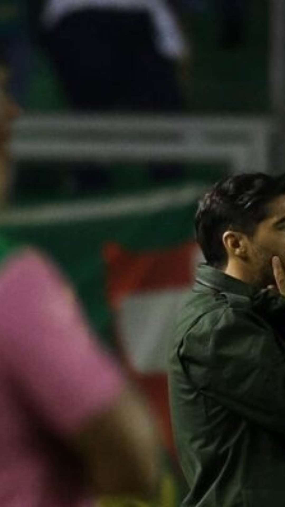 Técnico do Palmeiras, Abel Ferreira elogia Veiga e fala sobre corrida pelo título